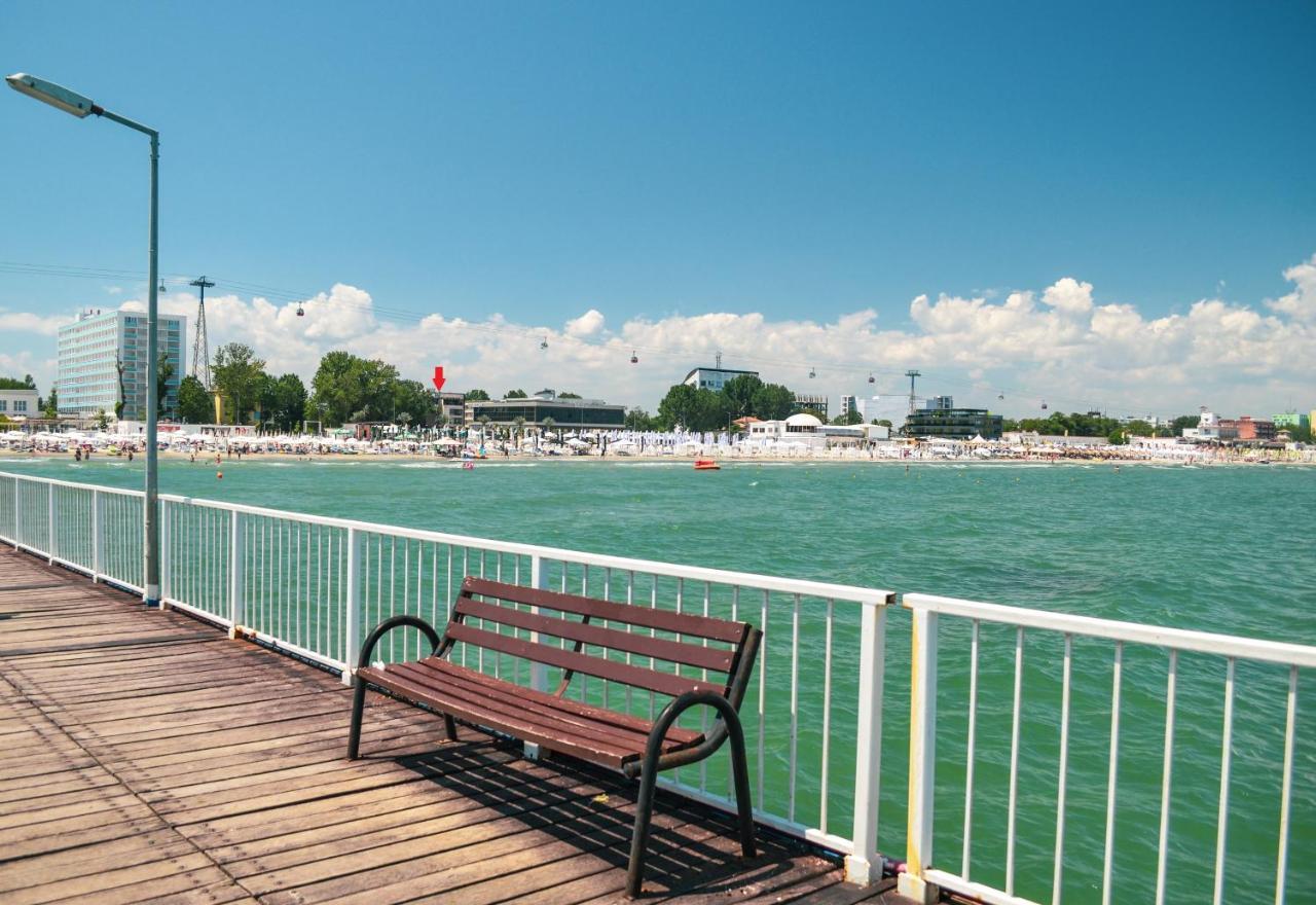 Apartamento Residencia Del Mar Mamaia Exterior foto